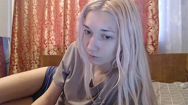 maybe doll online show from November 15, 10:38 am