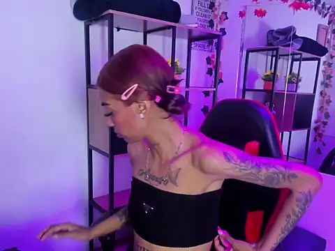 KarlaSlutSkinny   online show from December 5, 3:28 am