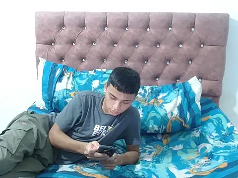 rober luciana online show from October 15, 2:25 am