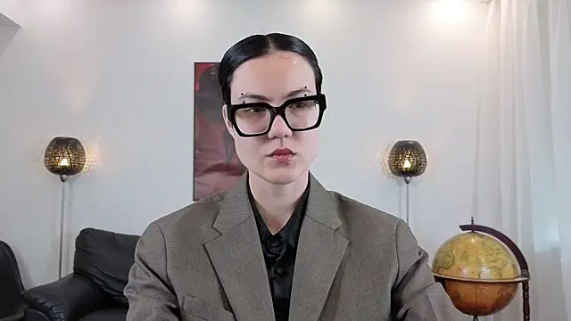 Marie Fitch online show from May 12, 3:59 am