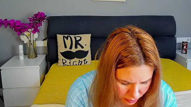 Passion-Blondy online show from February 21, 7:36 pm