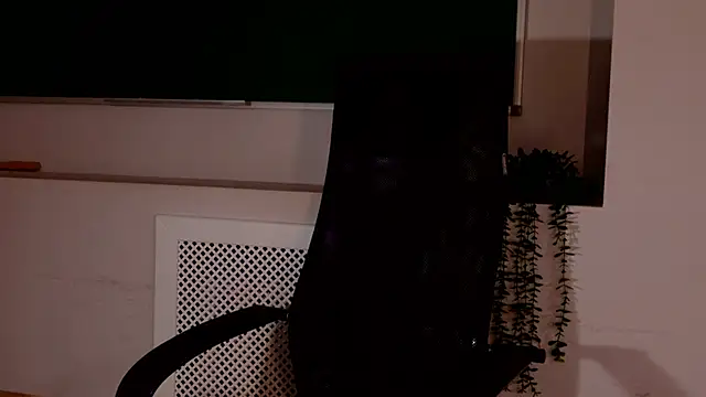 ClaireMathis online show from June 3, 2:33 pm
