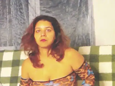 MadisonCharm online show from February 13, 12:01 am