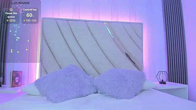 rebeca brown  online show from July 16, 11:48 am
