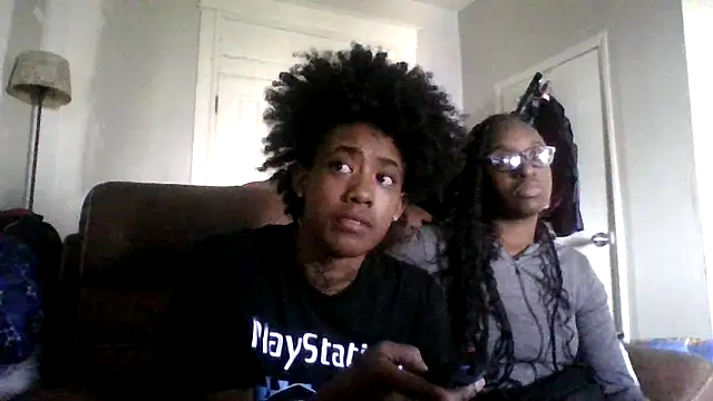 dezzidavill online show from March 18, 6:46 pm