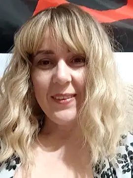 Amelialove42 online show from February 11, 5:47 pm