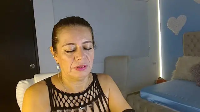 channelsmith 55 online show from April 15, 1:44 pm