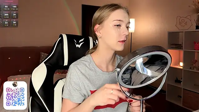 EvaPeace online show from February 22, 8:32 pm