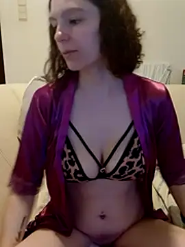 labellerose online show from March 29, 5:12 pm