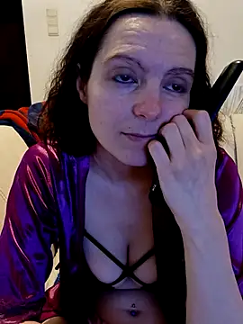 labellerose online show from March 26, 6:20 pm