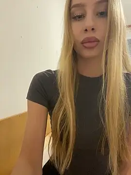 RemyStyles online show from March 25, 10:56 pm