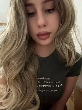 JudithCarly online show from May 19, 9:55 pm