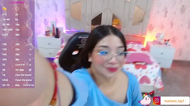 MARIANA TAY1 online show from February 1, 3:27 am