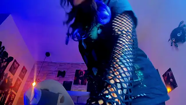 Evangelinejoness  online show from April 17, 12:29 pm