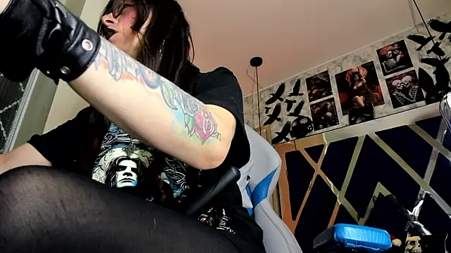 Evangelinejoness  online show from February 1, 11:42 am