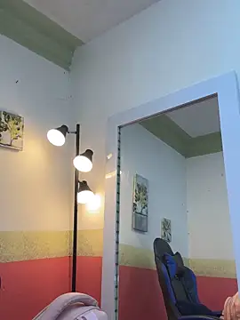 Adeline 1 online show from November 6, 9:10 pm