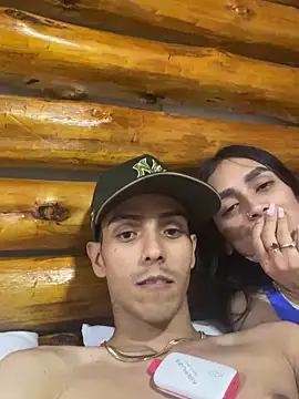 DerryAndIzzy online show from January 6, 5:22 am