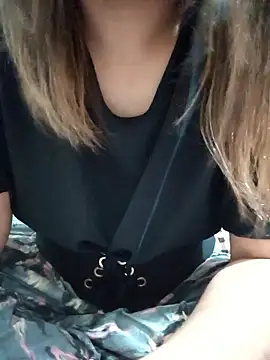 Tanha18 online show from March 18, 3:50 pm