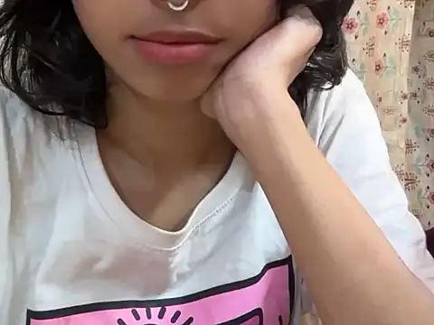 youngriri2 online show from June 1, 1:02 pm