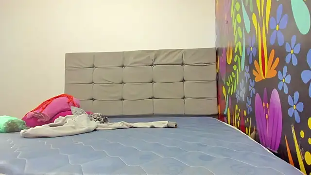 scarleth blonde69 online show from January 11, 11:59 am