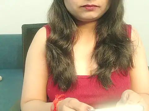 Model Show01 online show from January 8, 8:40 am