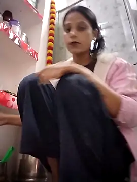 Nitya hot online show from November 25, 11:05 pm