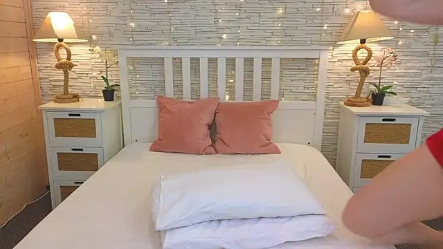 Soft Lilly online show from April 27, 5:26 am