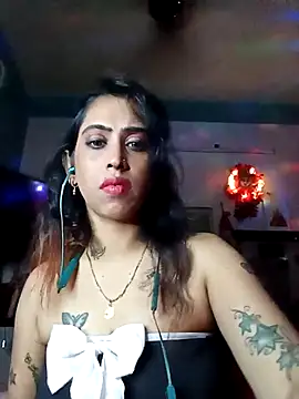 Darling Annie online show from October 24, 7:10 pm