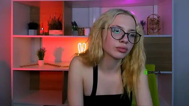 sendi cais online show from November 15, 11:00 am