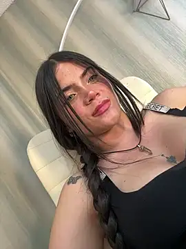 PamelaJonsom  online show from March 3, 3:18 pm