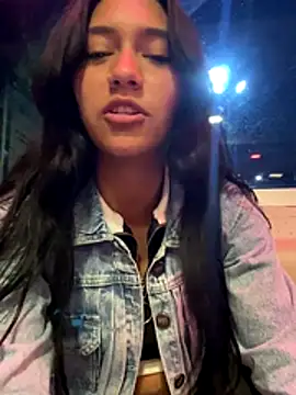 Nahomy cute1 online show from December 17, 5:00 am