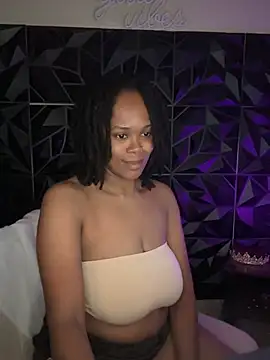 Icandysweet online show from August 2, 2:47 am