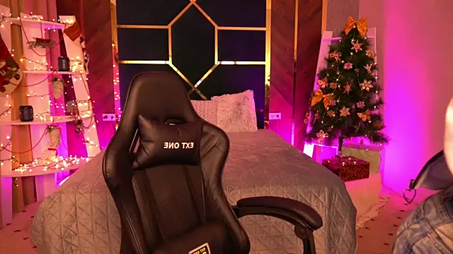 CuteeFoxy online show from December 22, 2:31 pm