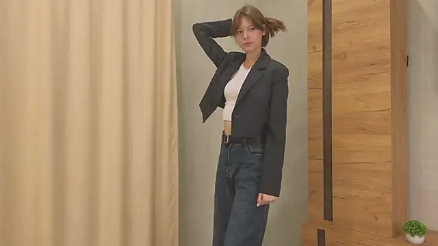 Erosyne online show from October 20, 3:37 pm