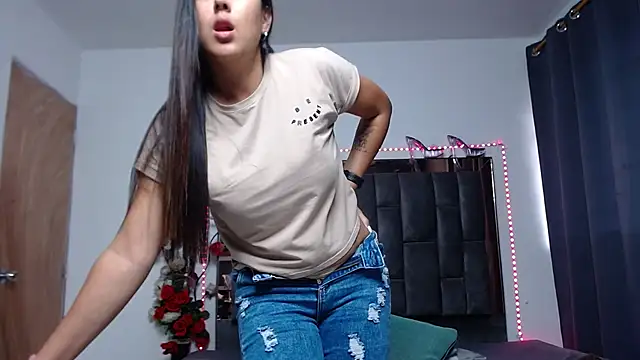 Salmma Milf online show from February 20, 11:56 am