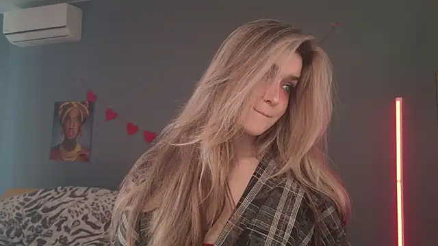 BellaSink online show from April 16, 8:58 am