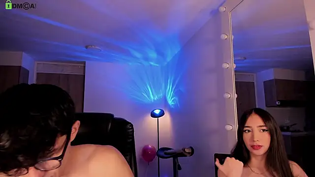 Mikeyvioleta  online show from February 19, 9:31 am