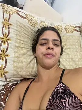 heloisamagno online show from October 31, 2:46 am