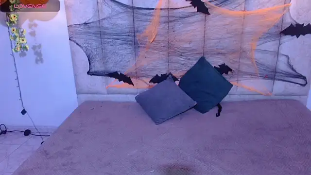 antonella rosecs online show from October 21, 8:29 am