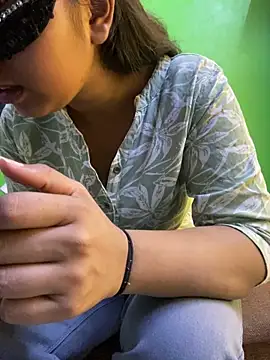 darkdoll007 online show from March 7, 9:05 am