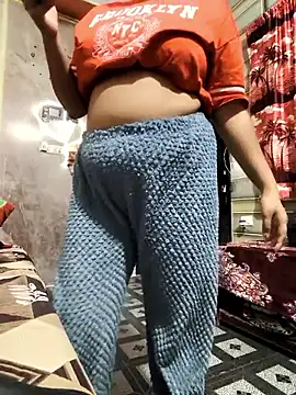 Anshika1431 online show from January 18, 11:06 am