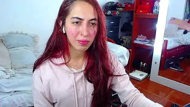 MariamGray1 online show from March 31, 5:07 am