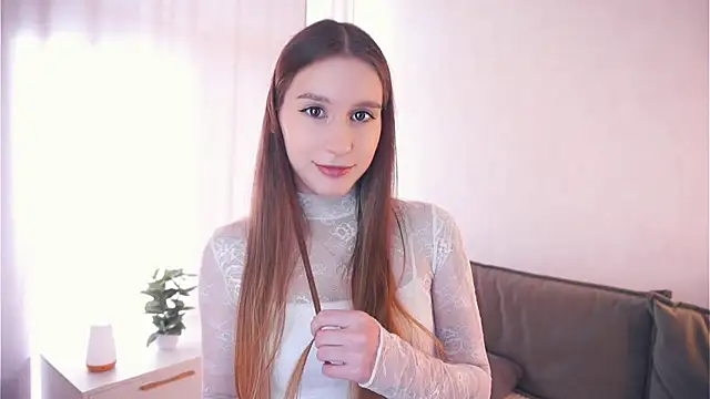 AmyMainer online show from October 19, 8:49 am