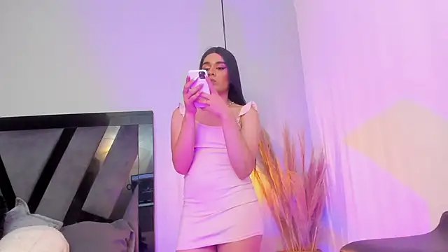 Amelia Brixton online show from March 28, 8:36 am