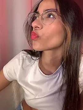 elegant  rouse online show from April 1, 11:13 pm