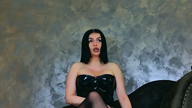 KimWilmes online show from June 3, 11:44 am