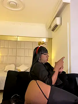 IsabellaDarrell ts online show from December 20, 7:18 pm