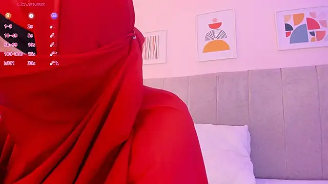 fatiima  online show from May 28, 7:23 pm