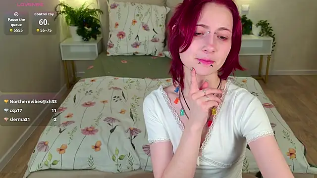  L o r r y  online show from December 14, 8:03 pm