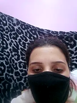 SandyAmr online show from October 27, 2:23 pm